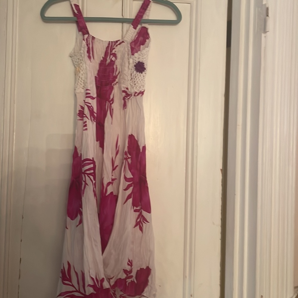 Sundress - Picture 2 of 2